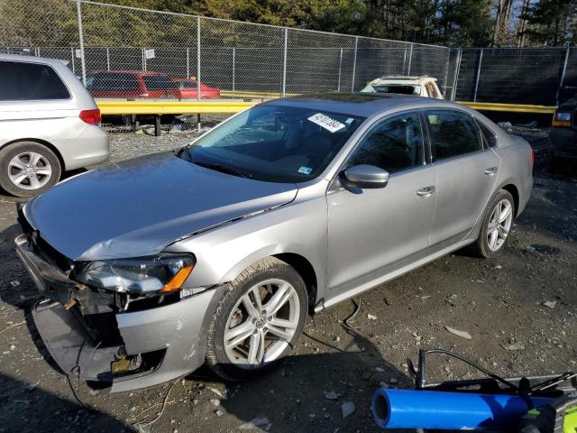 Image 1 of 2013 VOLKSWAGEN PASSAT SEL 2013 with VIN 1VWCN7A3XDC060921
