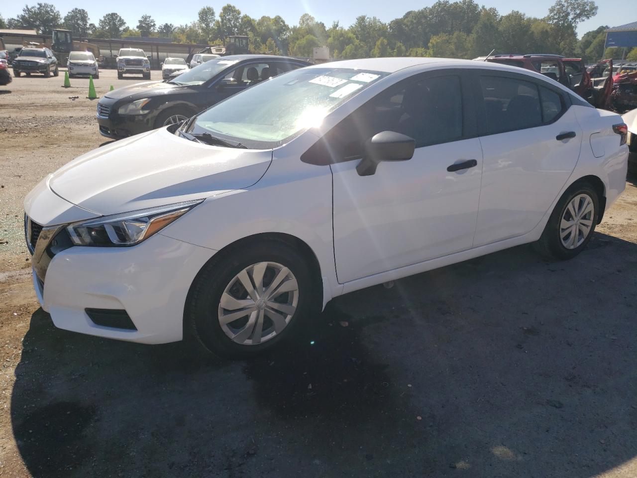 Image 1 of 2020 NISSAN VERSA S 2020 with VIN 3N1CN8DV2LL851603
