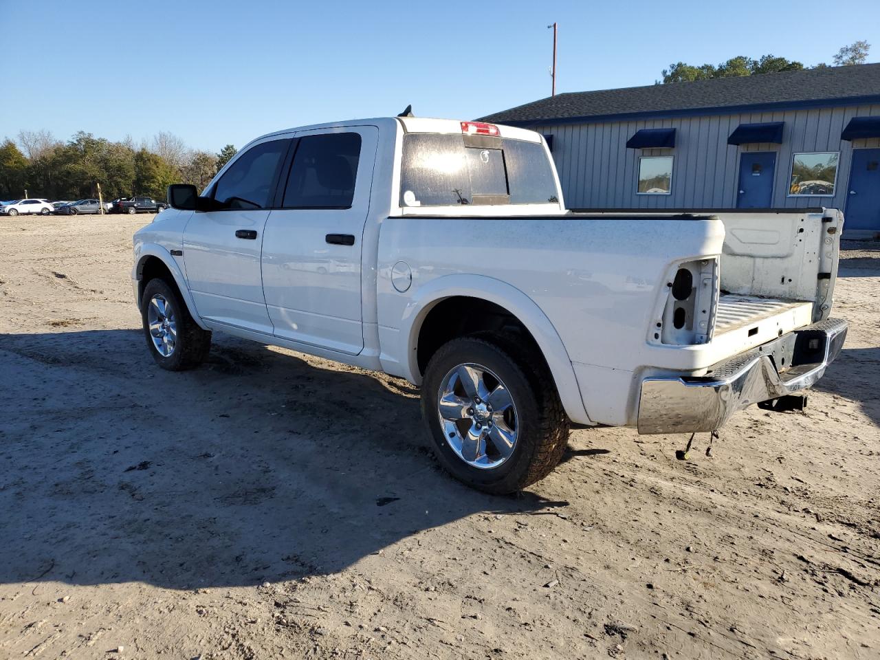 Image 2 of 2015 RAM 1500 SLT 2015 with VIN 1C6RR7LM9FS749078