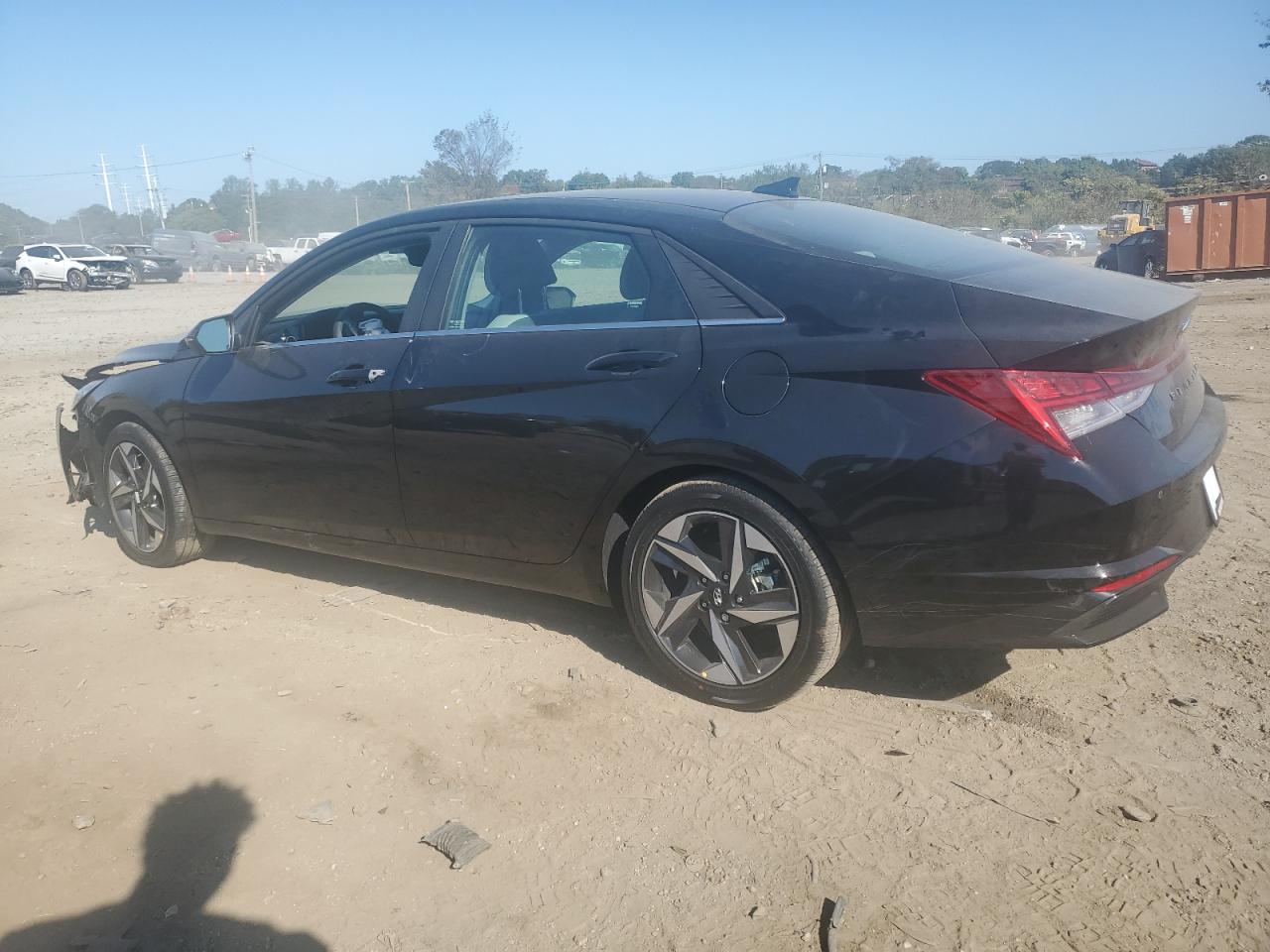 Image 2 of 2023 HYUNDAI ELANTRA LIMITED 2023 with VIN KMHLN4AJ3PU081099