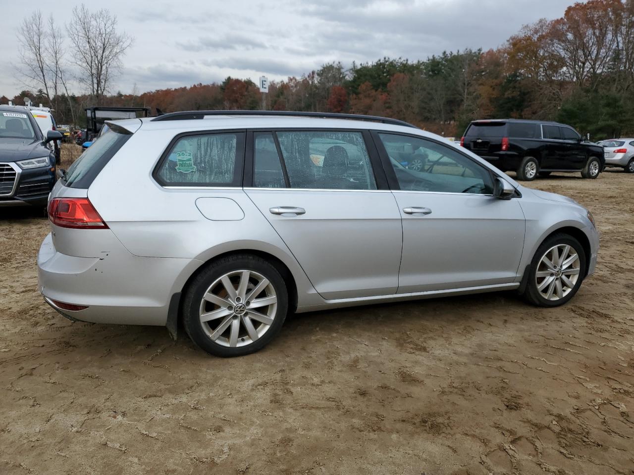 Image 3 of 2015 VOLKSWAGEN GOLF SPORTWAGEN TDI S 2015 with VIN 3VWCA7AU1FM504578