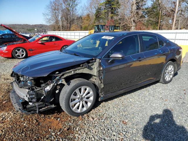 Obraz 1 z 2020 TOYOTA CAMRY LE 2020 z VIN 4T1C11AK4LU952573