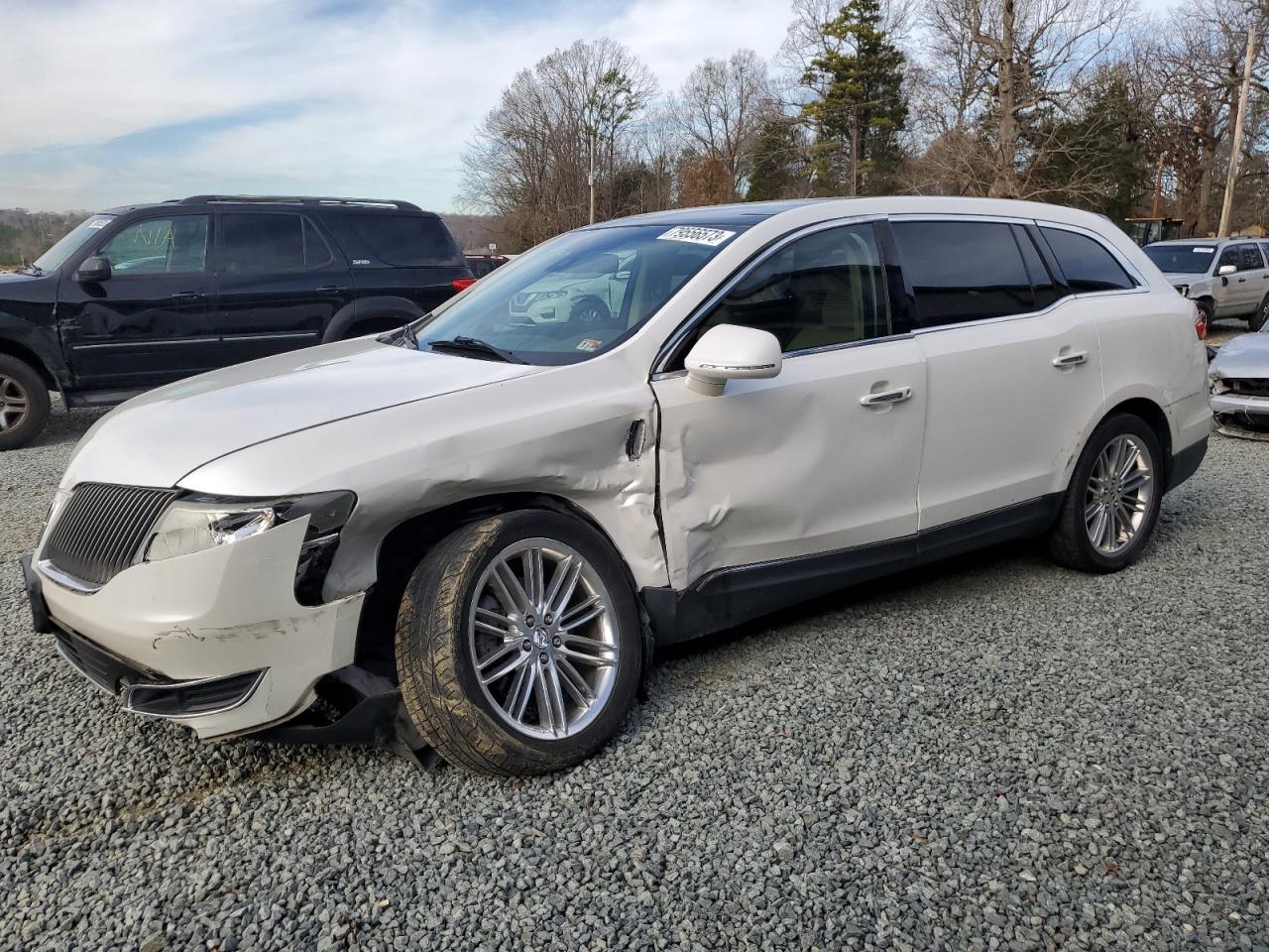2013 LINCOLN MKT  2013 image