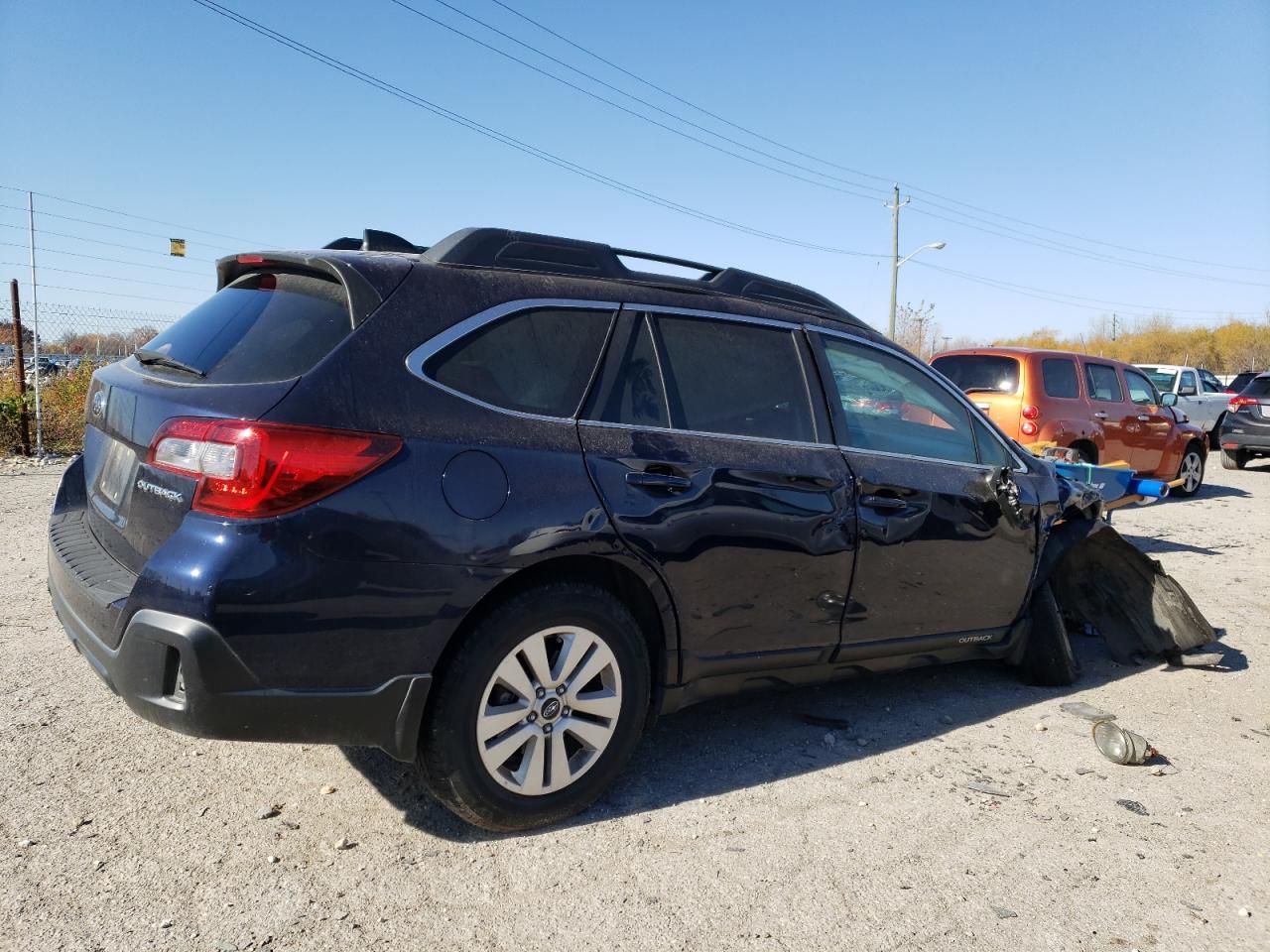 Image 3 of 2018 SUBARU OUTBACK 2.5I PREMIUM 2018 with VIN 4S4BSACC7J3391688