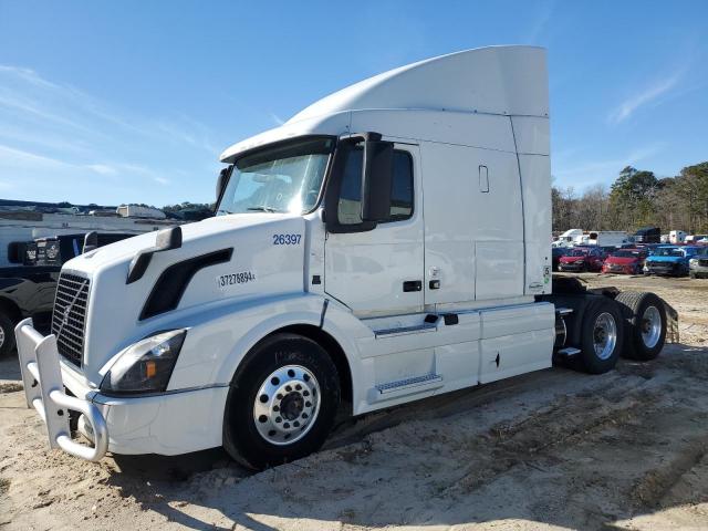 Изображение 2 2016 VOLVO VN VNL 2016 с VIN 4V4NC9EH7GN963740