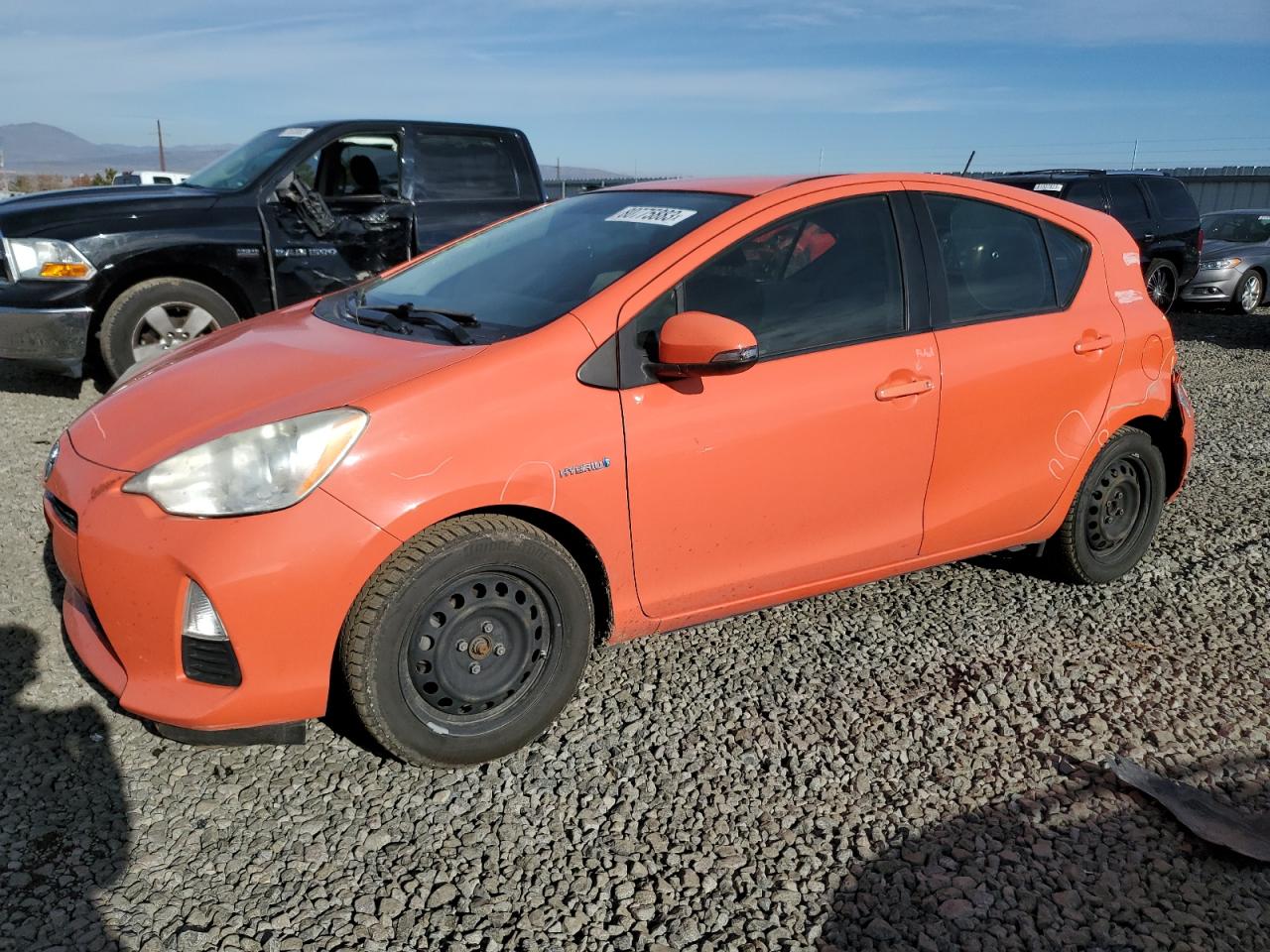 Изображение 1 2013 TOYOTA PRIUS C  2013 с VIN JTDKDTB37D1057978