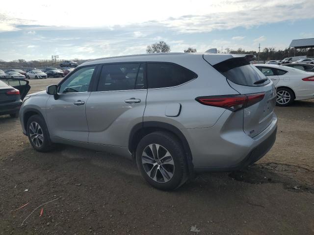 Изображение 2 2022 TOYOTA HIGHLANDER HYBRID XLE 2022 с VIN 5TDHBRCH0NS560429