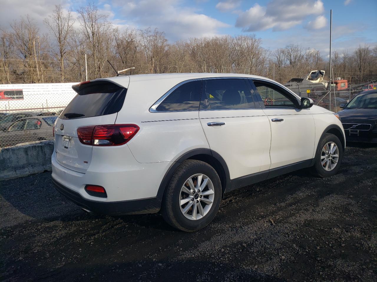 Изображение 3 2020 KIA SORENTO L 2020 с VIN 5XYPG4A39LG667836