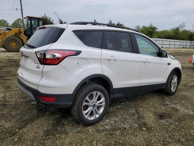 Image 3 of 2017 FORD ESCAPE SE 2017 with VIN 1FMCU9GD5HUB34680