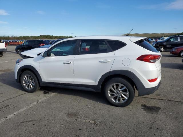 Изображение 2 2018 HYUNDAI TUCSON SE 2018 с VIN KM8J2CA45JU709305