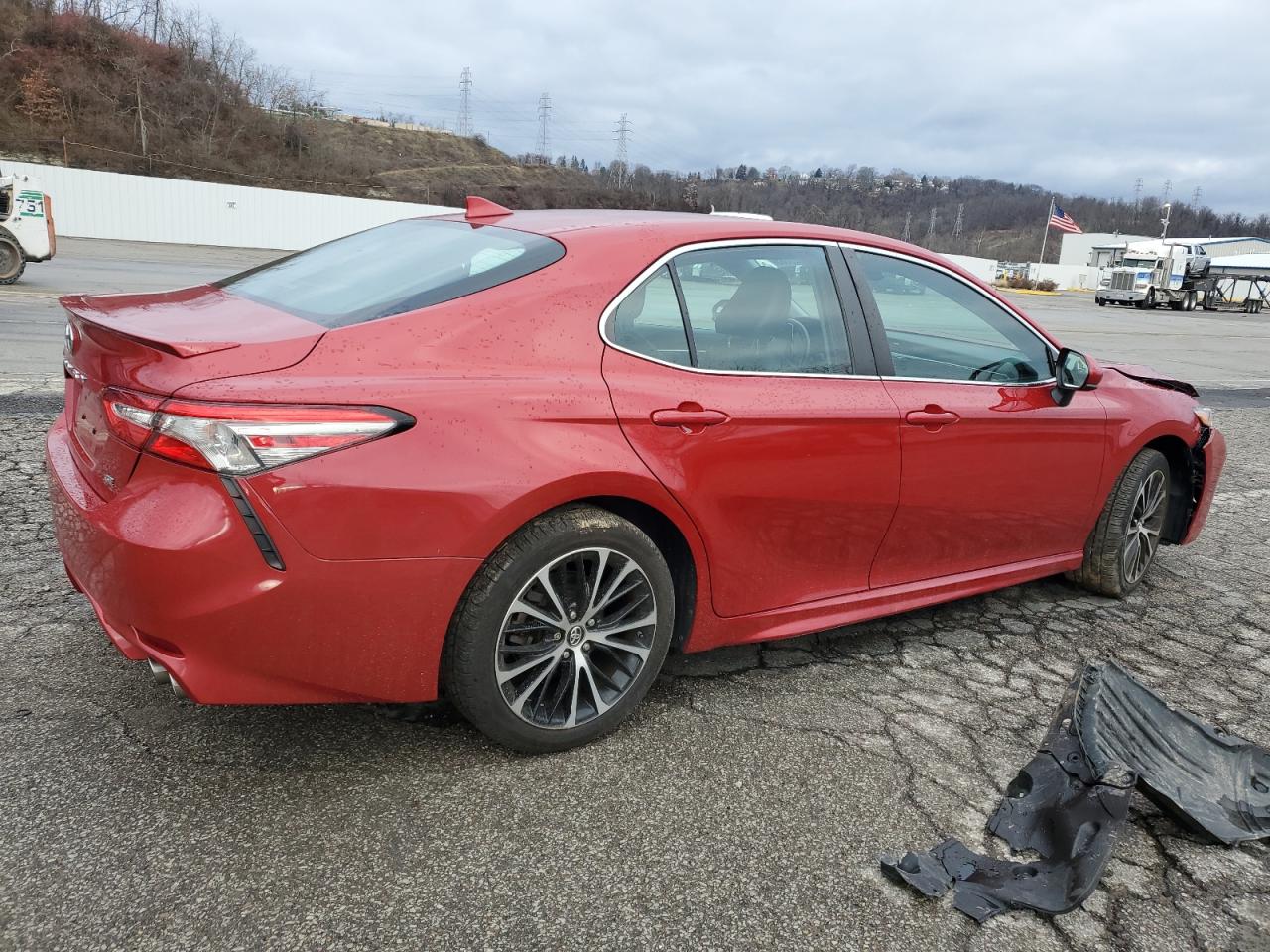 Image 3 of 2019 TOYOTA CAMRY L 2019 with VIN 4T1B11HK2KU288578