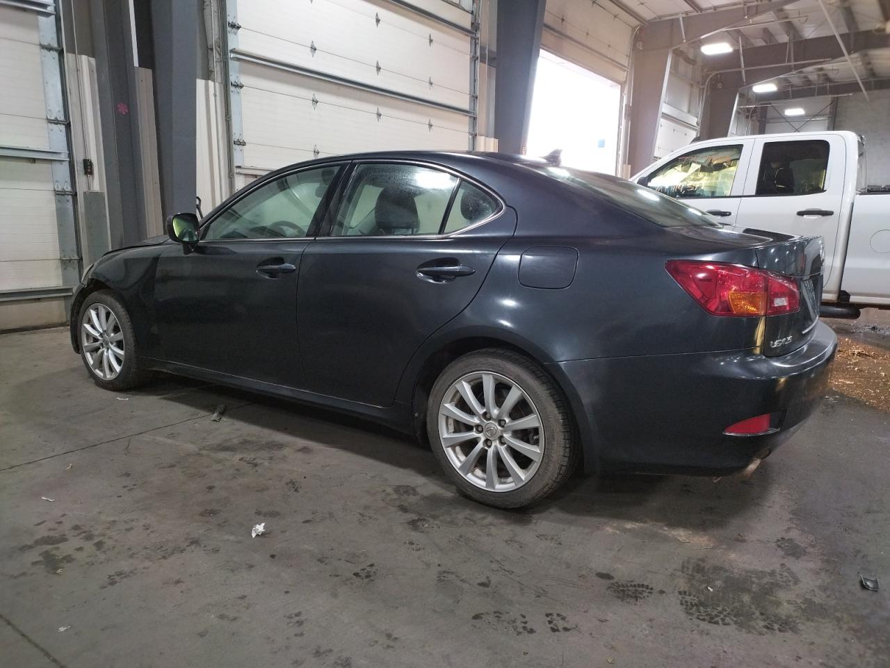 Изображение 2 2008 LEXUS IS 250 2008 с VIN JTHCK262782025956