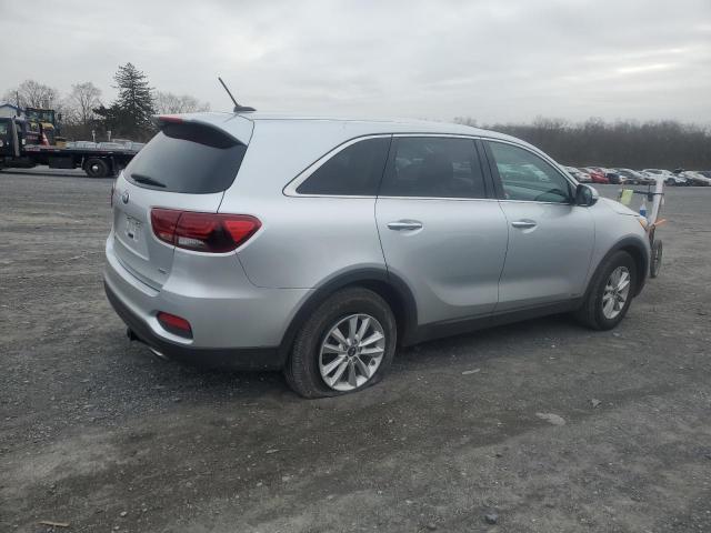 Image 3 of 2019 KIA SORENTO L 2019 with VIN 5XYPGDA32KG571965