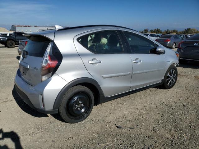 Изображение 3 2018 TOYOTA PRIUS C  2018 с VIN JTDKDTB32J1604215
