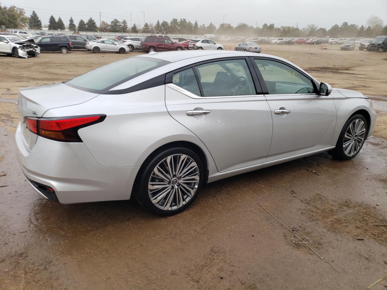 Изображение 3 2023 NISSAN ALTIMA SL 2023 с VIN 1N4BL4EV5PN361643