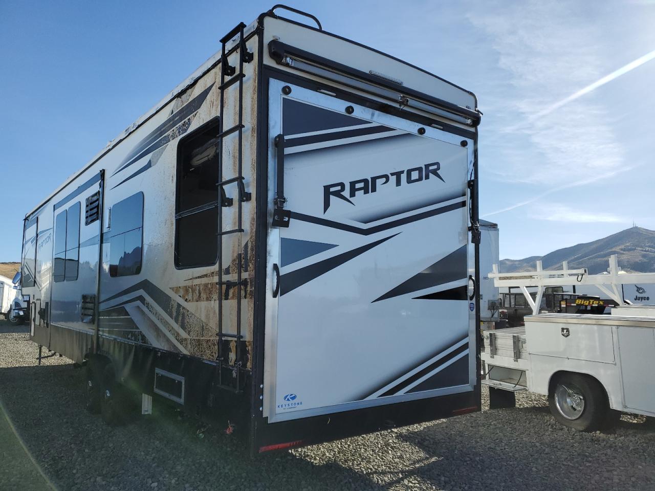 Obraz 3 z 2022 KEYSTONE RAPTOR 2022 z VIN 4YDFRPT27NR800929
