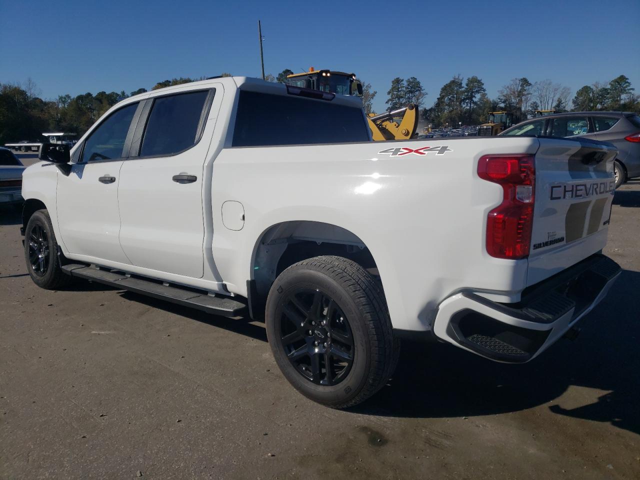 Изображение 2 2023 CHEVROLET SILVERADO K1500 CUSTOM 2023 с VIN 1GCPDBEK9PZ256054