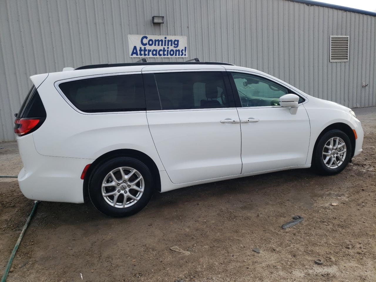 Изображение 3 2022 CHRYSLER PACIFICA TOURING L 2022 с VIN 2C4RC1BG6NR197283