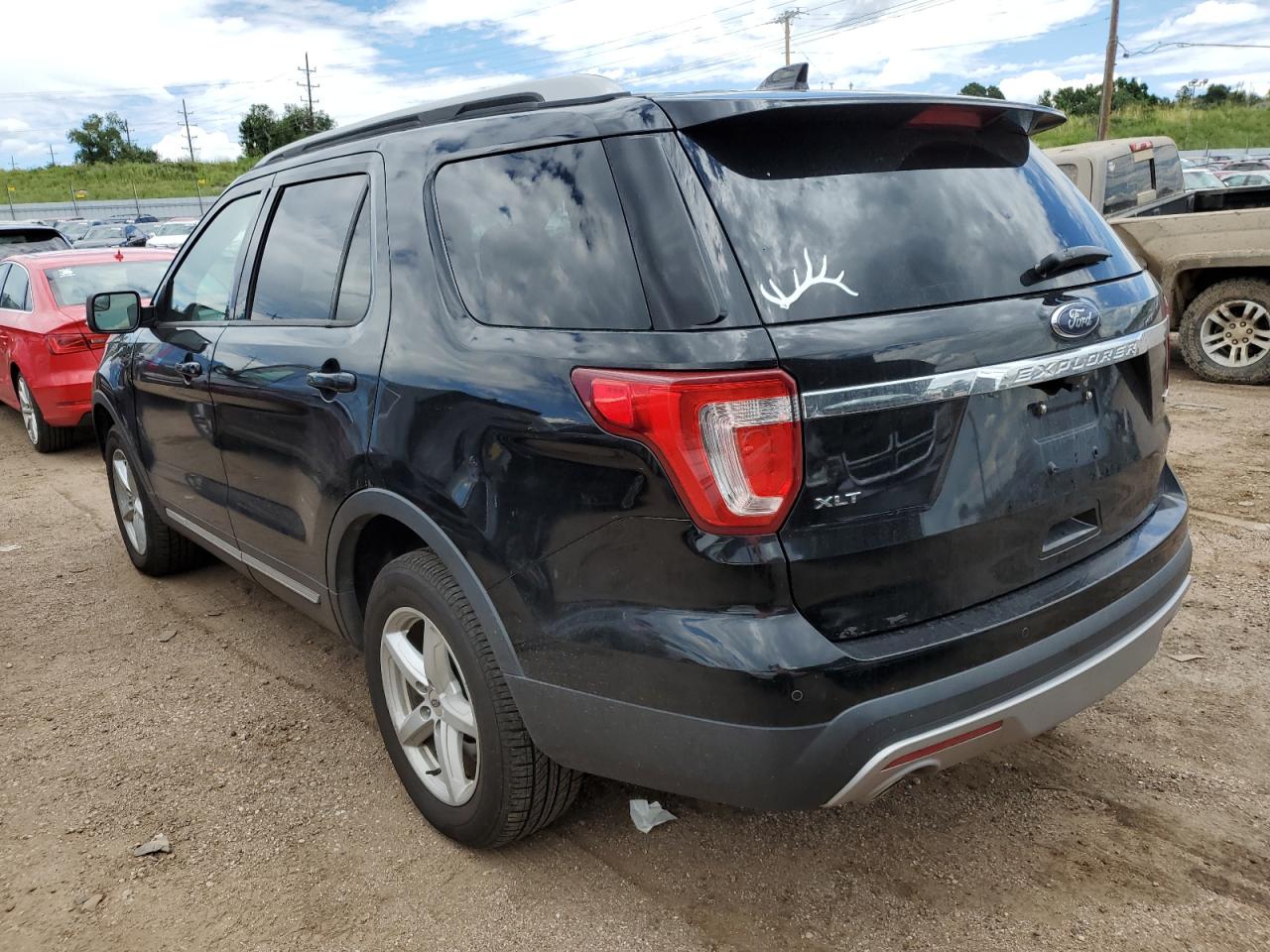 Image 2 of 2016 FORD EXPLORER XLT 2016 with VIN 1FM5K8D82GGA58218