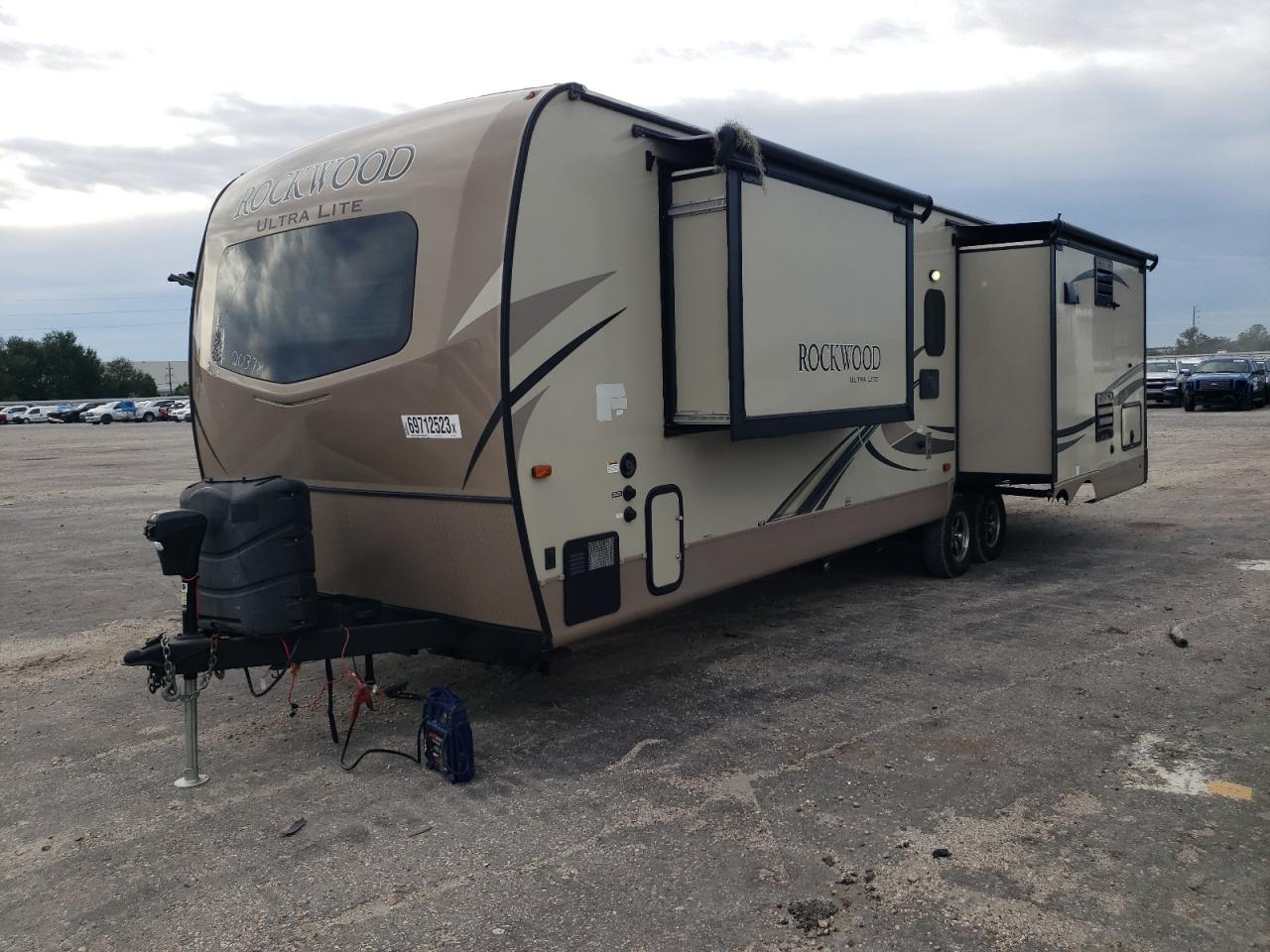 Изображение 2 2018 WILDWOOD ROCKWOOD 2018 с VIN 4X4TRLE24JZ153017