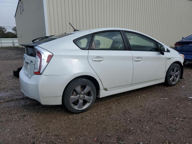 Изображение 3 2015 TOYOTA PRIUS  2015 с VIN JTDKN3DU7F0414555