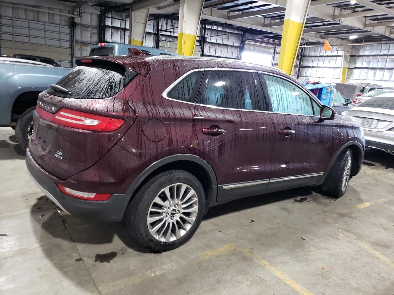 Image 3 of 2016 LINCOLN MKC RESERVE 2016 with VIN 5LMCJ3C9XGUJ16226