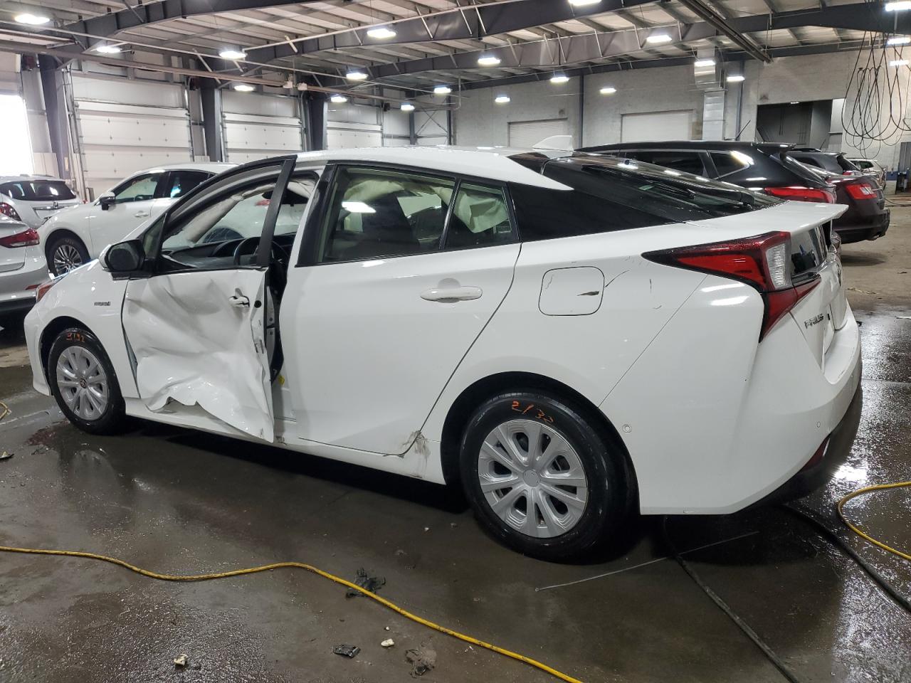 Obraz 2 z 2021 TOYOTA PRIUS SPECIAL EDITION 2021 z VIN JTDKAMFU1M3146127