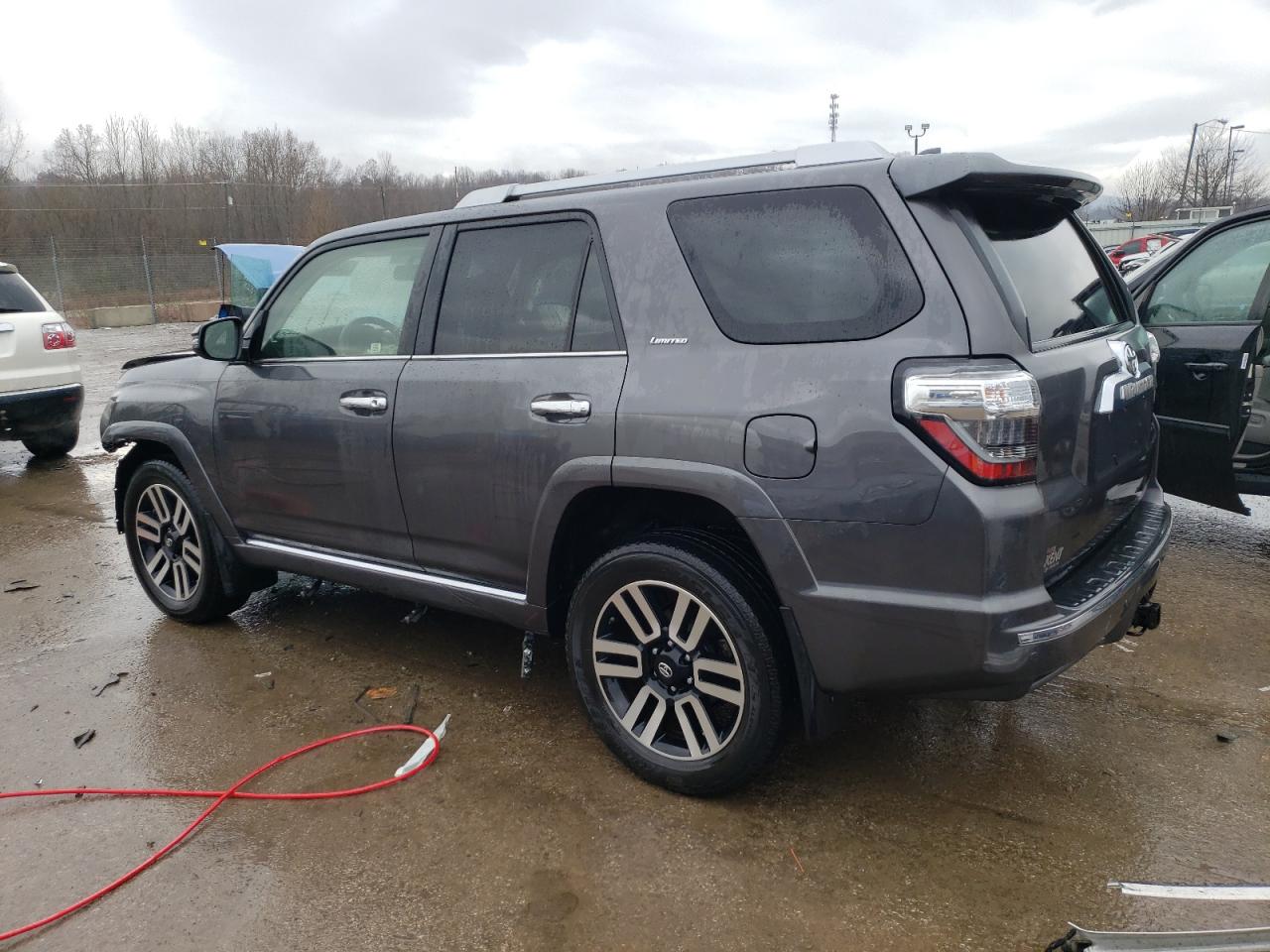 Obraz 2 z 2017 TOYOTA 4RUNNER SR5/SR5 PREMIUM 2017 z VIN JTEBU5JR4H5465818