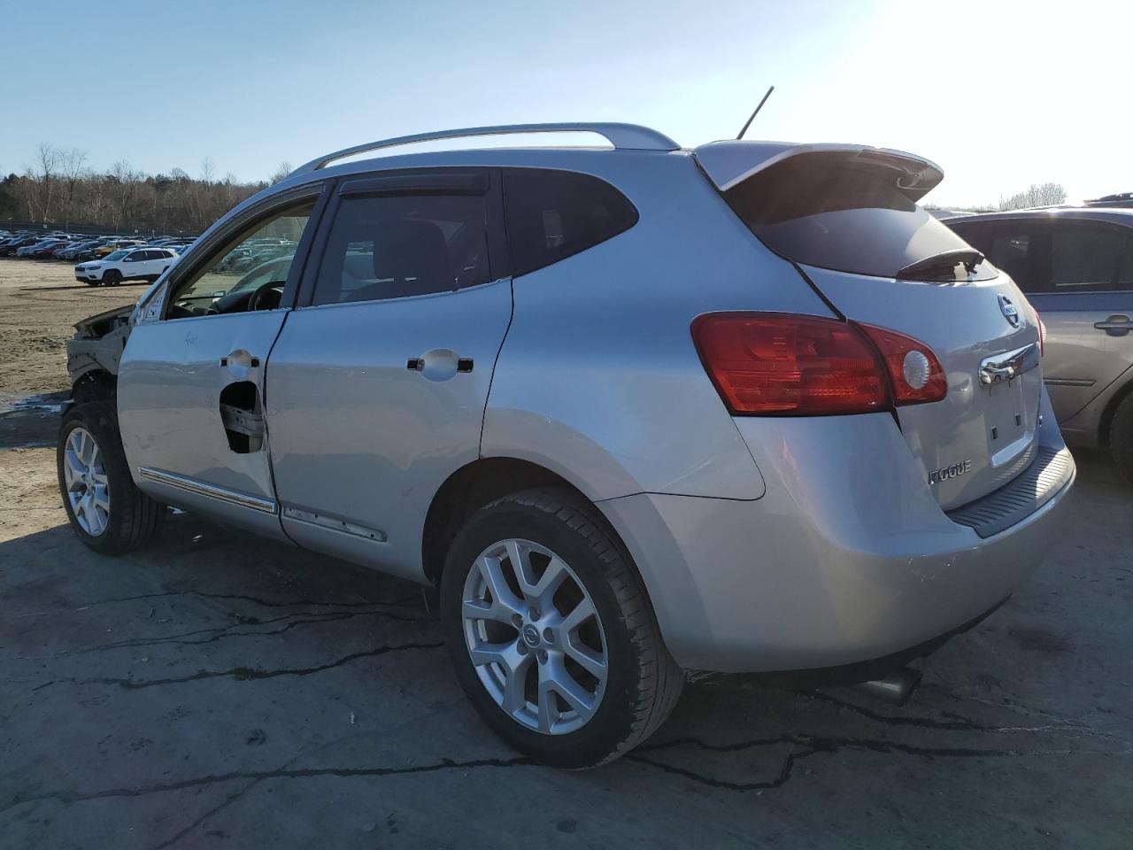 Изображение 2 2011 NISSAN ROGUE S 2011 с VIN JN8AS5MV2BW677332