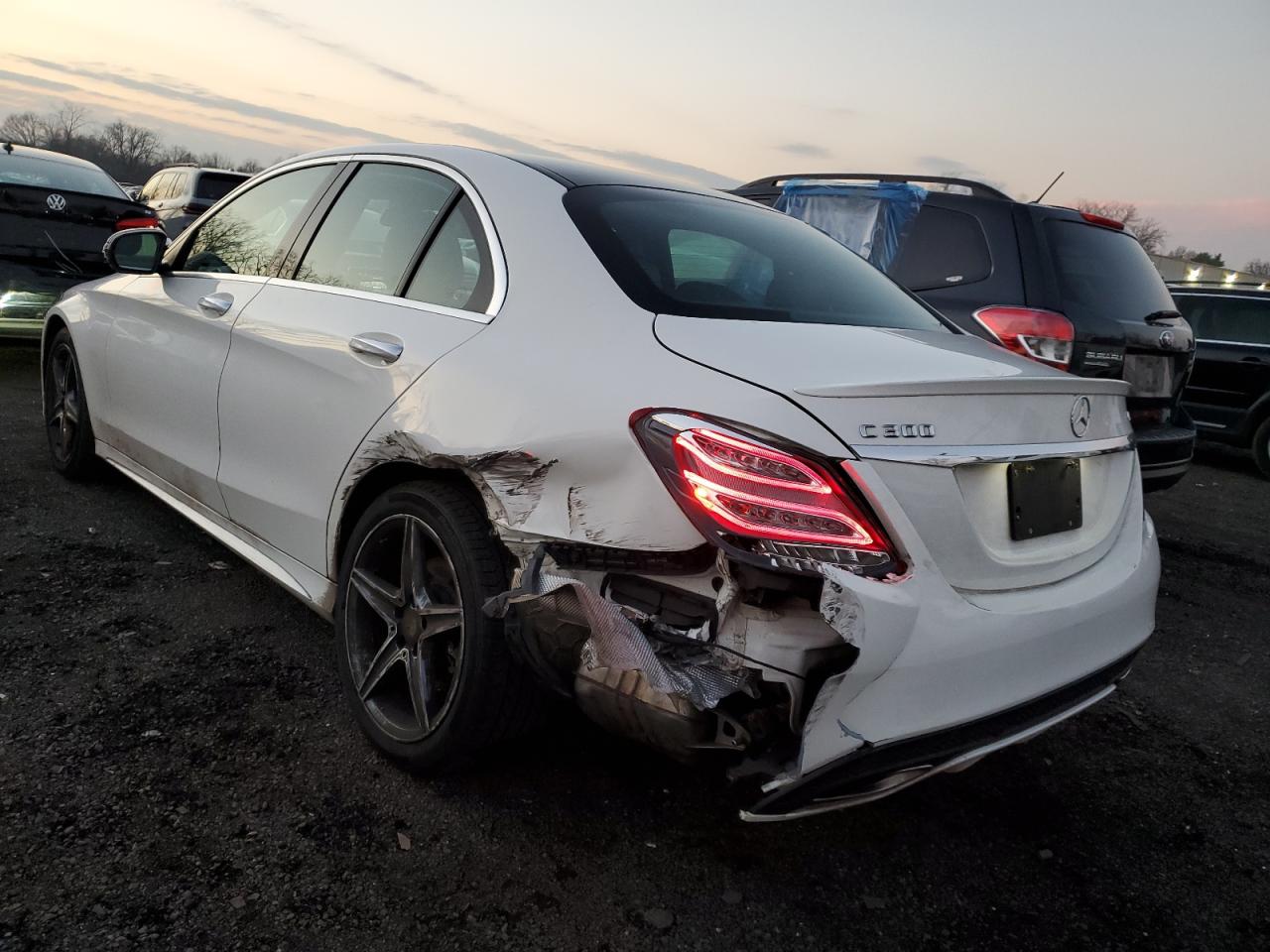 Image 2 of 2016 MERCEDES-BENZ C 300 4MATIC 2016 with VIN 55SWF4KB0GU109678