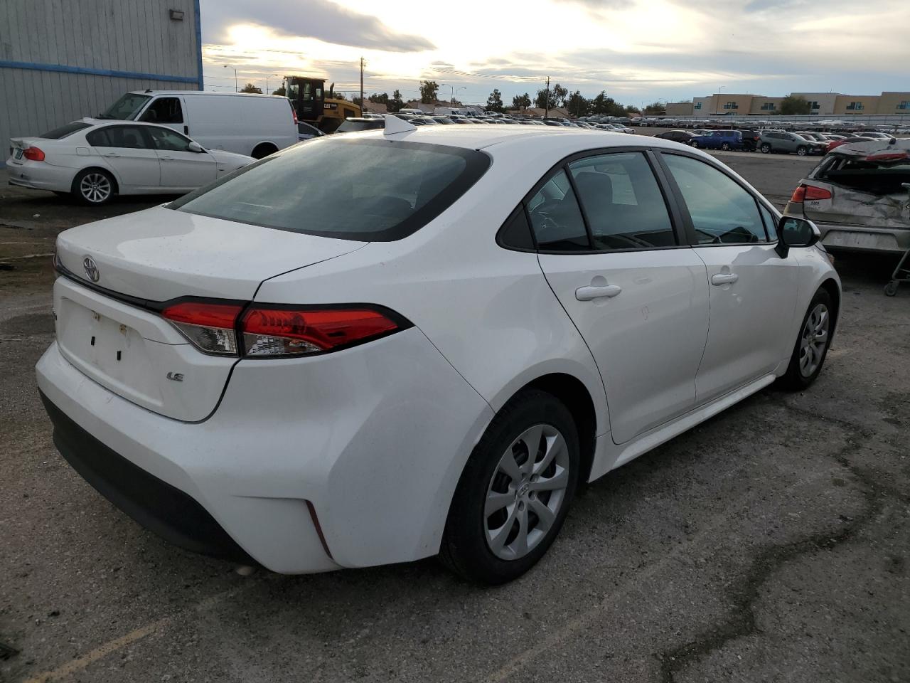 Obraz 3 z 2023 TOYOTA COROLLA LE 2023 z VIN 5YFB4MDE8PP002928