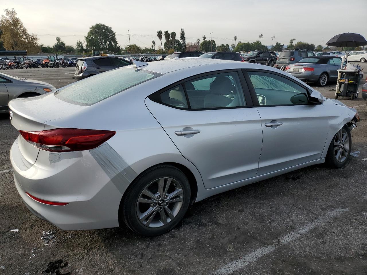 Image 3 of 2017 HYUNDAI ELANTRA SE 2017 with VIN 5NPD84LF1HH010147