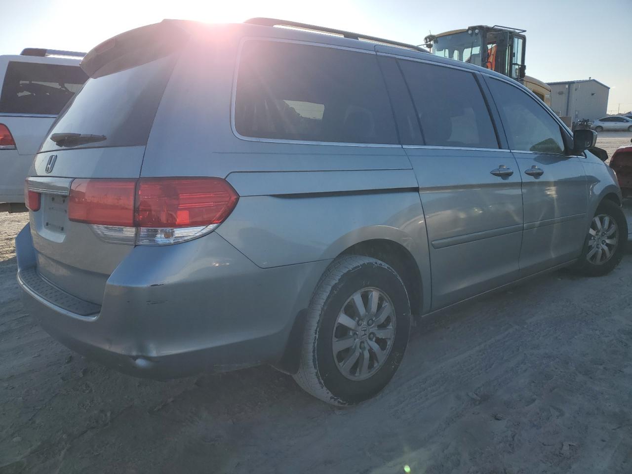 Изображение 3 2008 HONDA ODYSSEY EXL 2008 с VIN 5FNRL386X8B044478