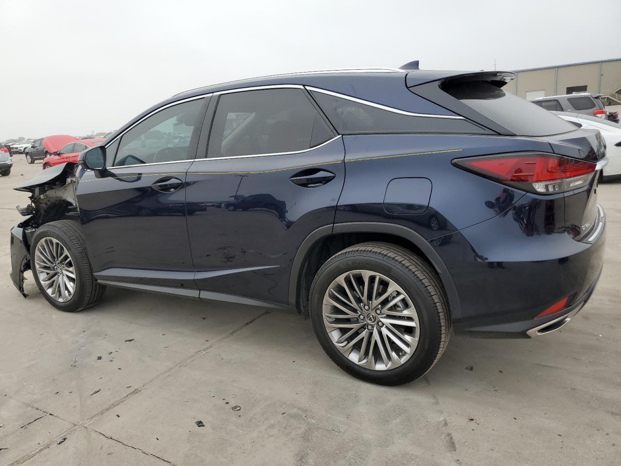 Изображение 2 2022 LEXUS RX 350 2022 с VIN 2T2JZMAA1NC224802