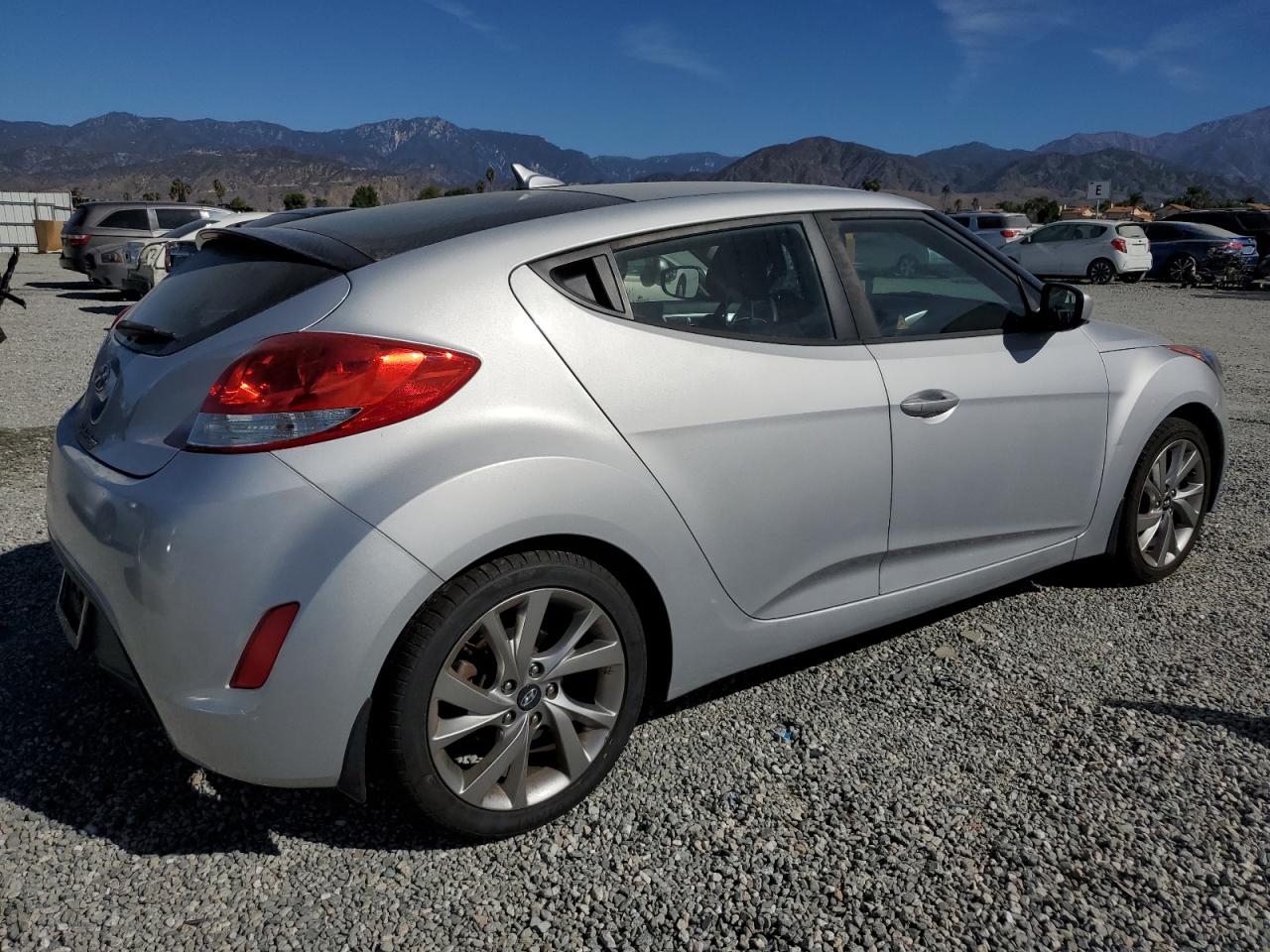 Obraz 3 z 2016 HYUNDAI VELOSTER  2016 z VIN KMHTC6AD2GU291401
