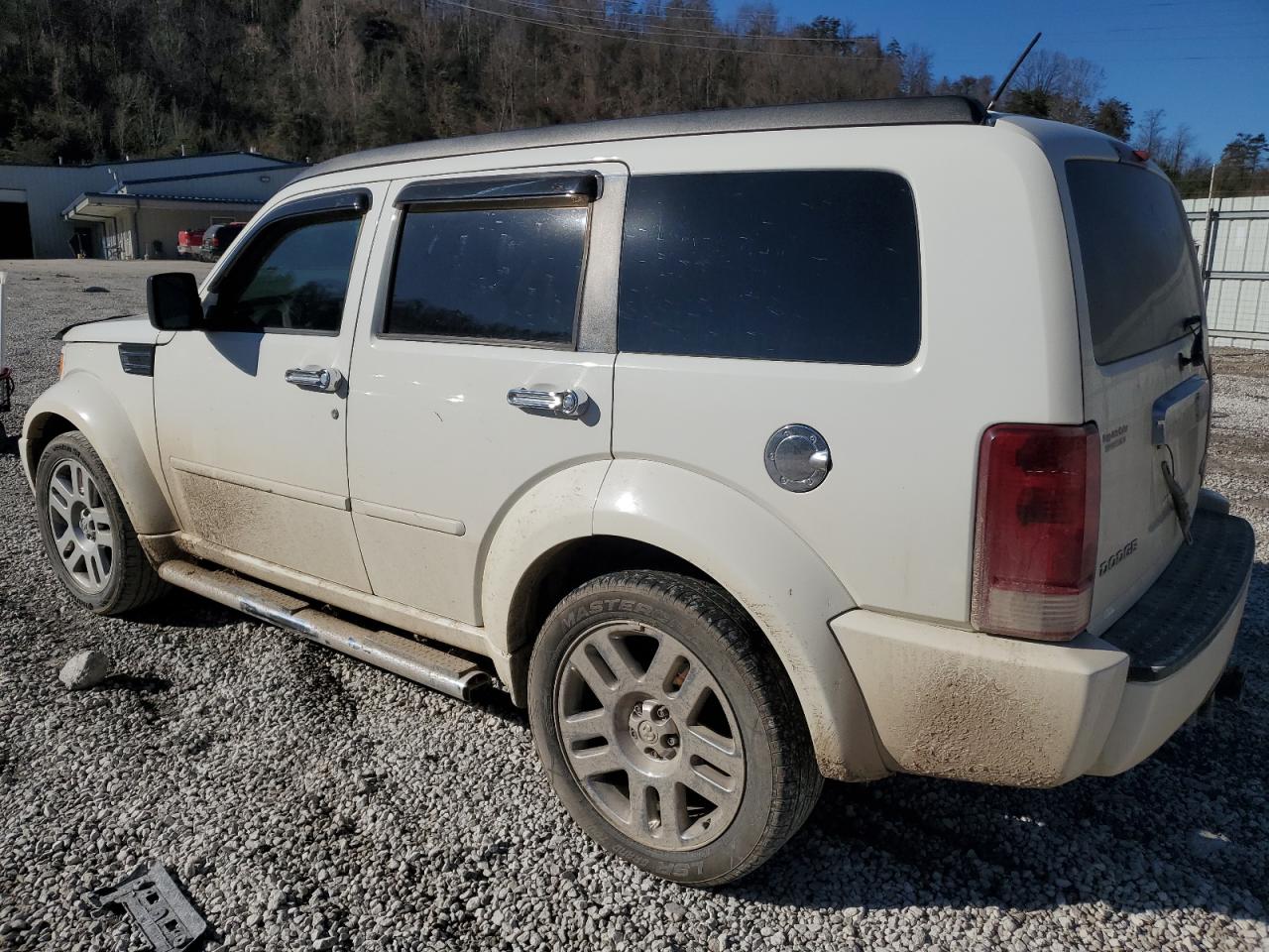 Image 2 of 2010 DODGE NITRO SXT 2010 with VIN 1D4PU5GK6AW127067