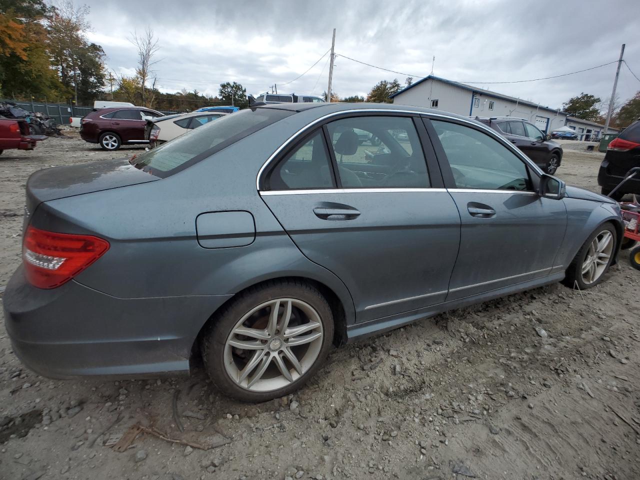 Obraz 3 z 2012 MERCEDES-BENZ C 300 4MATIC 2012 z VIN WDDGF8BB7CA704954