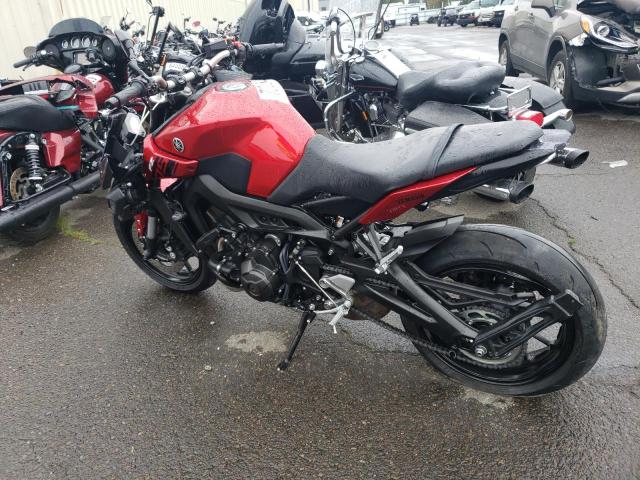 Obraz 3 z 2017 YAMAHA FZ09  2017 z VIN JYARN53E2HA000693