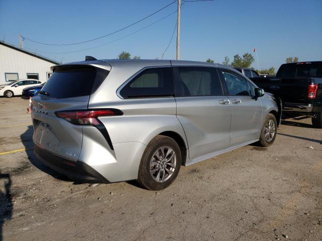 Image 3 of 2021 TOYOTA SIENNA LE 2021 with VIN 5TDKRKECXMS029571