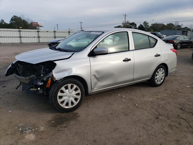 Obraz 1 z 2018 NISSAN VERSA S 2018 z VIN 3N1CN7APXJL888282