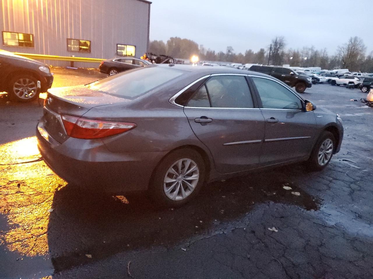 Image 3 of 2017 TOYOTA CAMRY HYBRID 2017 with VIN 4T1BD1FK2HU219876