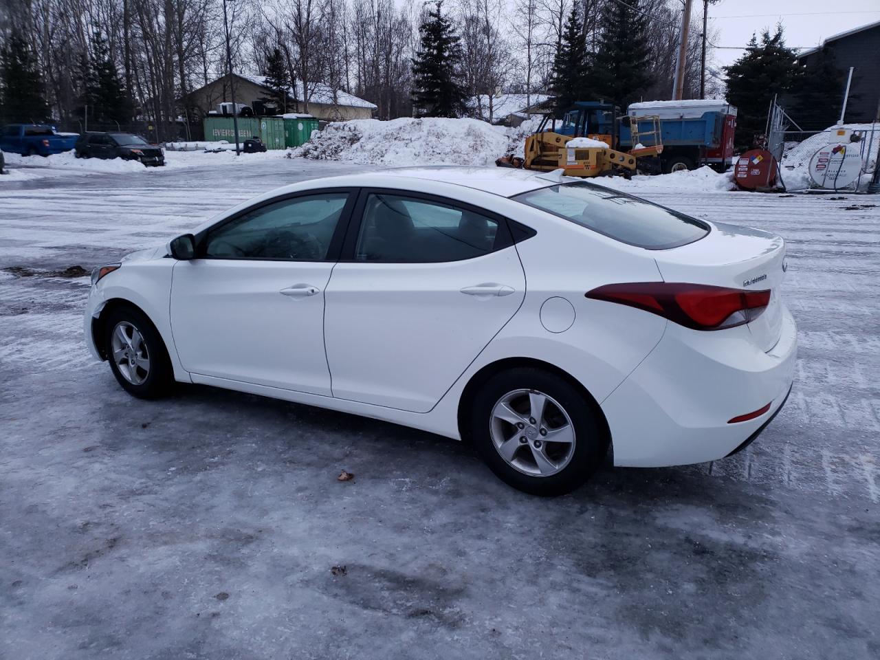 Изображение 2 2014 HYUNDAI ELANTRA SE 2014 с VIN 5NPDH4AE9EH516931
