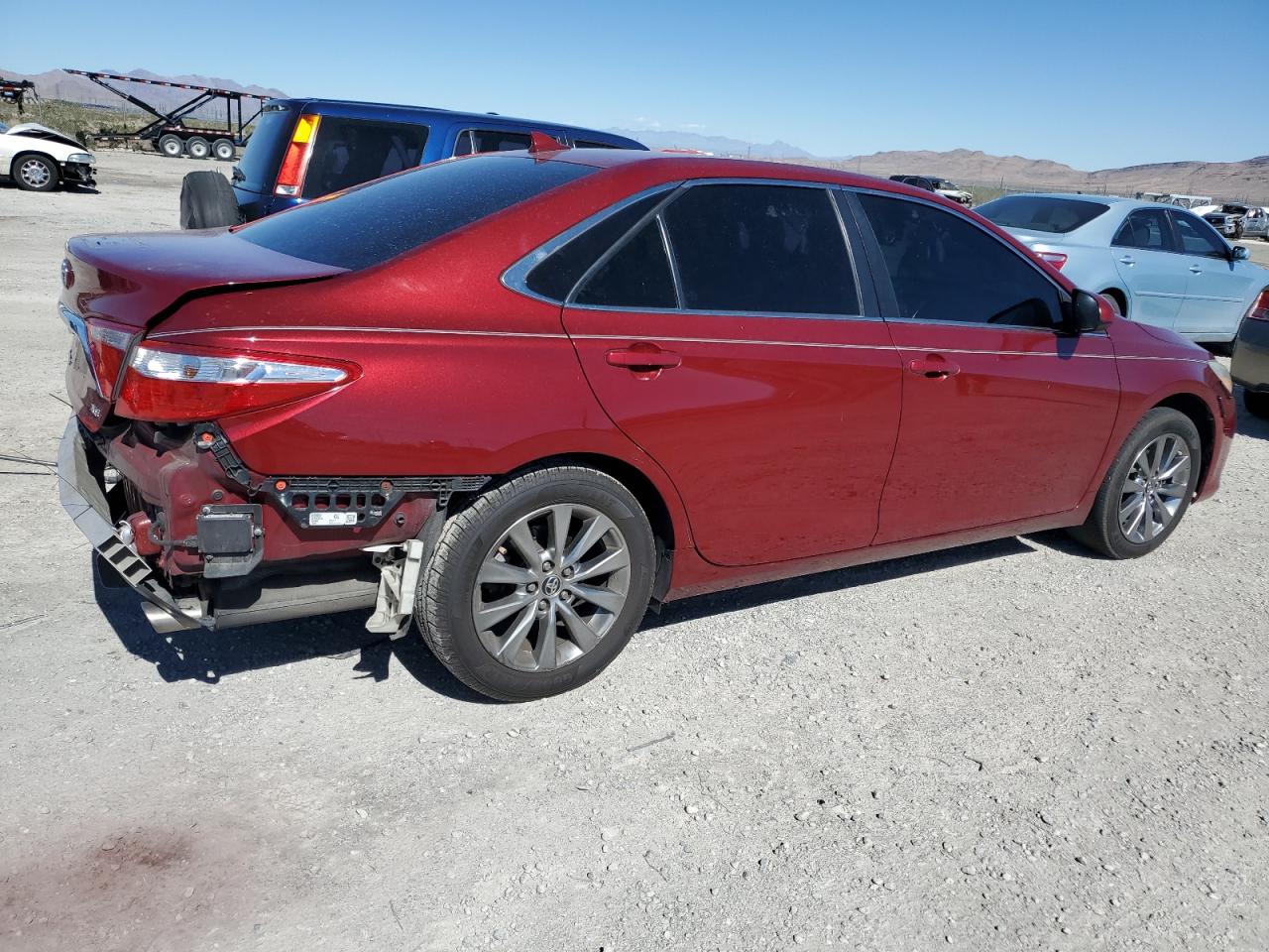 Image 3 of Toyota Camry Xse 2016 with VIN 4T1BK1FK7GU571033
