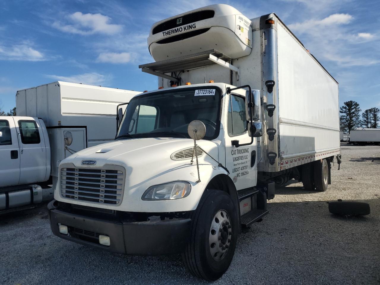 Image 2 of 2018 FREIGHTLINER M2 106 MEDIUM DUTY 2018 with VIN 3ALACWFC6JDJT2158