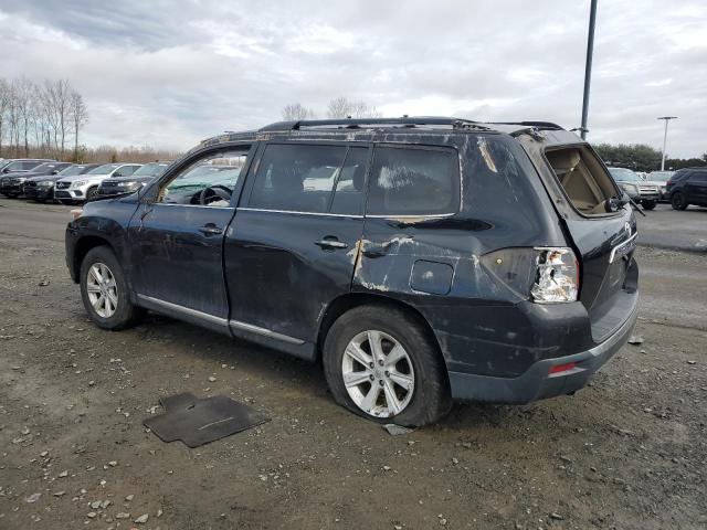 Obraz 2 z 2013 TOYOTA HIGHLANDER BASE 2013 z VIN 5TDBK3EH0DS233270