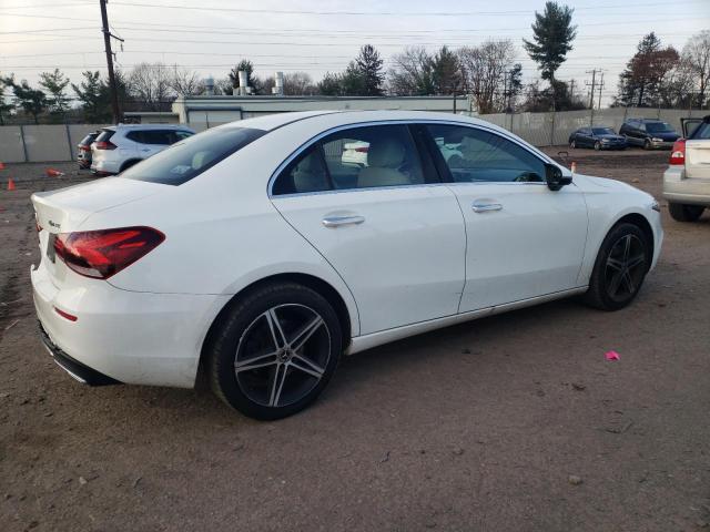 Obraz 3 z 2019 MERCEDES-BENZ A 220 4MATIC 2019 z VIN WDD3G4FB9KW027874