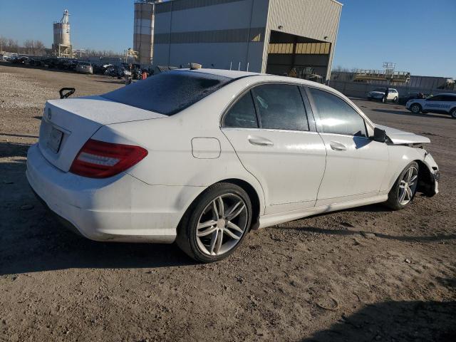 Image 3 of 2013 MERCEDES-BENZ C 250 2013 with VIN WDDGF4HB8DR281725