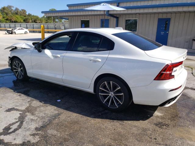 Image 2 of 2022 VOLVO S60 B5 MOMENTUM 2022 with VIN 7JRL12TZ0NG160475