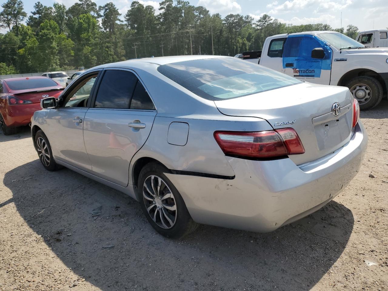 Изображение 2 2007 TOYOTA CAMRY CE 2007 с VIN 4T1BE46K17U687935