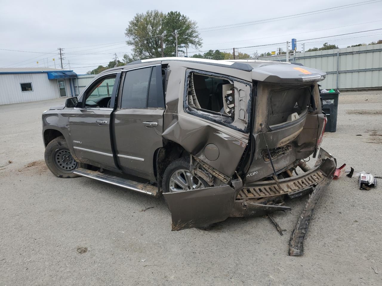Изображение 2 2015 GMC YUKON DENALI 2015 с VIN 1GKS2CKJ6FR572001